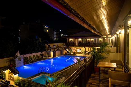 Hotel Busy Bee Resort, Pokhara