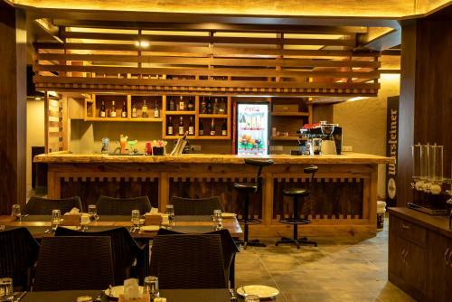 Hotel Busy Bee Resort, Pokhara