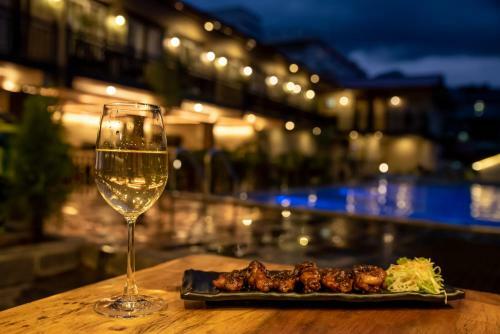 Hotel Busy Bee Resort, Pokhara