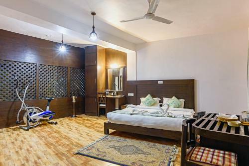 Hotel Jal Mahal