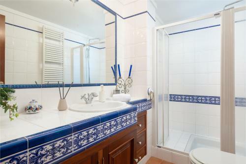 New! Stunning Villa With Sea View, Pool, Sauna And Jacuzzi