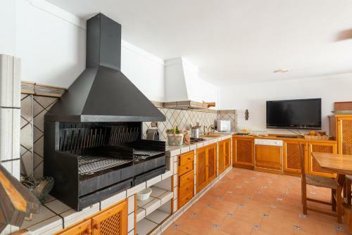 New! Stunning Villa With Sea View, Pool, Sauna And Jacuzzi