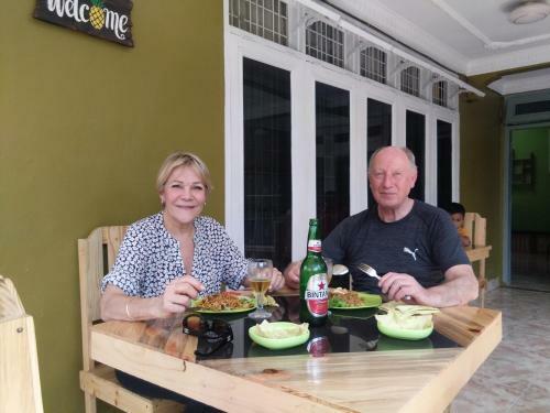Waroeng Transit & Depary Homestay