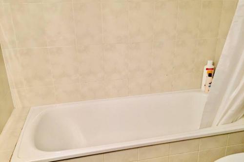 Apartamento En Zona Tranquila