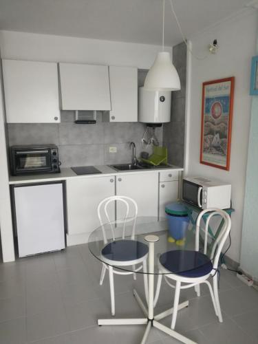 L�estartit, Estudio En Primera Linea De Mar.