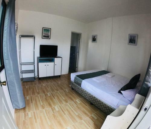 Hostal Paradise Beach Guest House