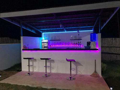 Hostal Paradise Beach Guest House