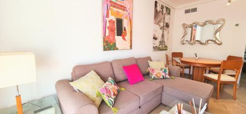 Cozy Apartment Between The Port And The Beach