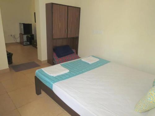 13) Modern Furnished Serviced Apartment - Arpora