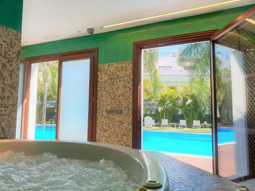 Luxury Apartment Frontal Beach In Doncella Beach
