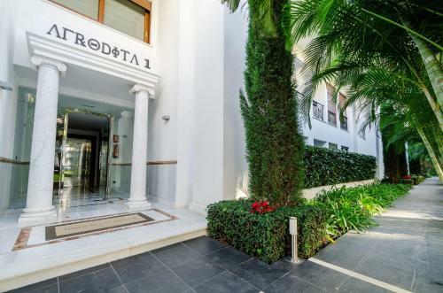 Luxury Apartment Frontal Beach In Doncella Beach