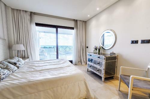 Luxury Apartment Frontal Beach In Doncella Beach