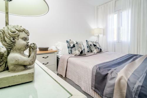 Cp - Modern Beachside Apartment In Estepona
