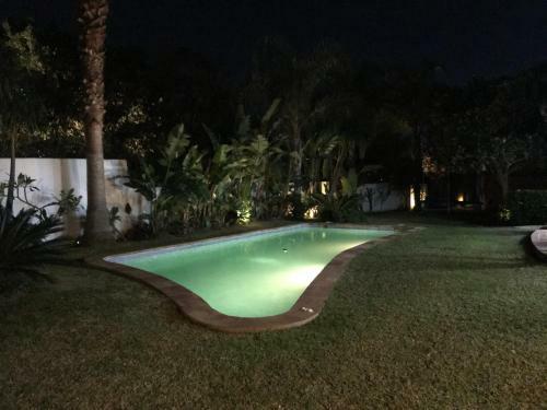 Modern 3 Bed Beach Side Private Villa