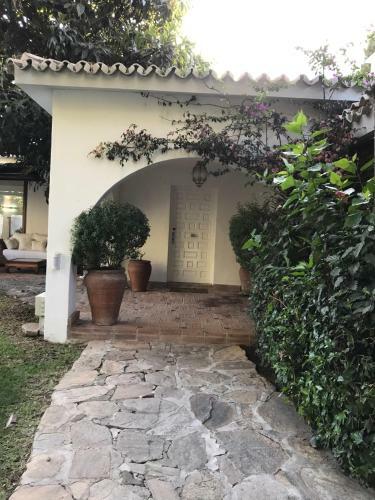 Modern 3 Bed Beach Side Private Villa