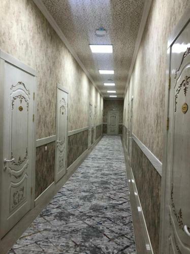 Golden Ray Hotel