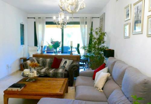 Apartamento 18-urbanizaci�n El Campanario