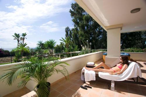 Heaven Beach Apartments, Apt 402