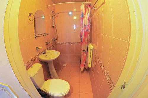 Sukhrob Barzu Hotel