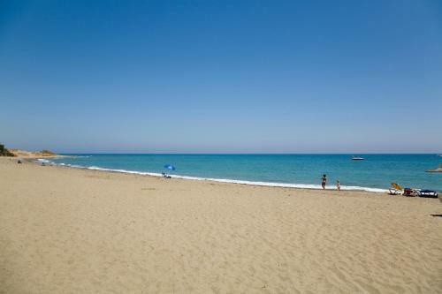 Apt 311 Heaven Beach Apartments, Guadalmansa Playa