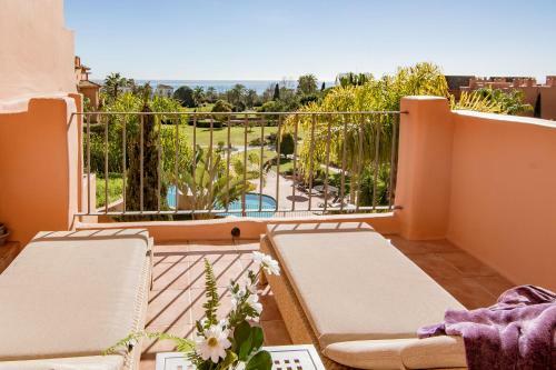 Seaview Luxury Penthouse Apartment 24 Hour Security And Underground Parking