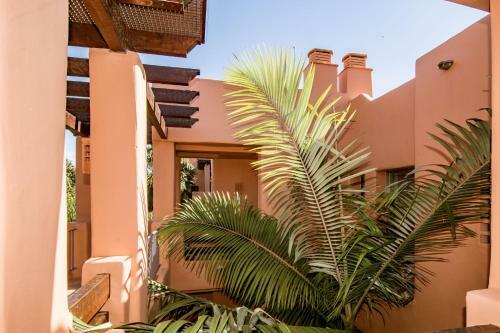 Seaview Luxury Penthouse Apartment 24 Hour Security And Underground Parking