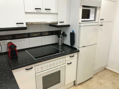 Marbella - Estepona Beach Frontline Apartment