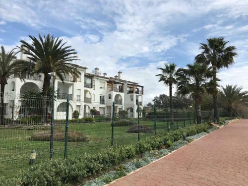 Marbella - Estepona Beach Frontline Apartment