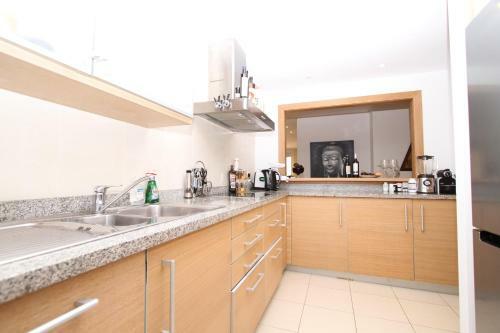 Apartamento Alcazaba Beach, Beach Front Complex In Estepona