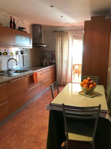 Apartamento Sub-�tico Con Parking En El Centro De Estepona
