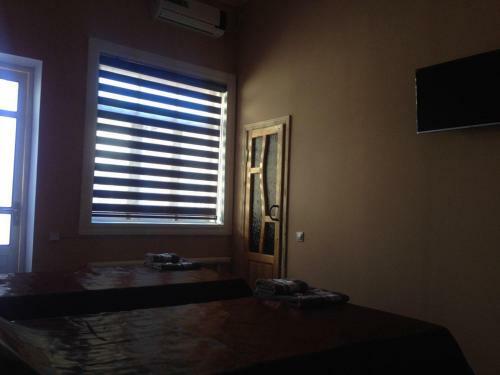 Hostal Parviz Guest House