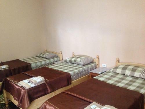 Hostal Parviz Guest House