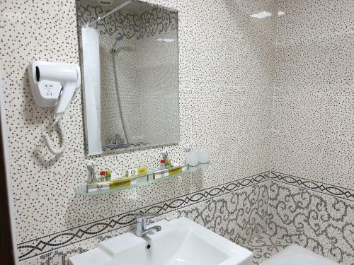 Sharq Plaza Hotel