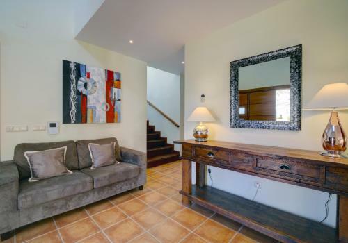 Villa 44b Calle De La Grulla