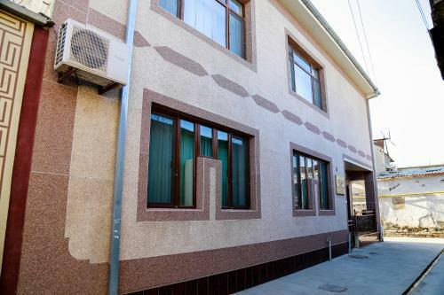 Hostal Murod Yusufiy Guest House