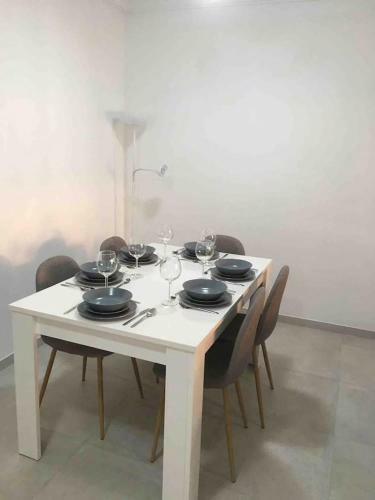 Ground Floor Modern 3 Bed Apartment Estepona Port