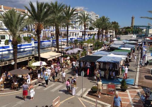 Apartamento First Line Beach Sea View Estepona