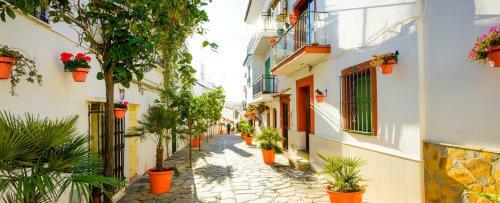 Apartamento First Line Beach Sea View Estepona