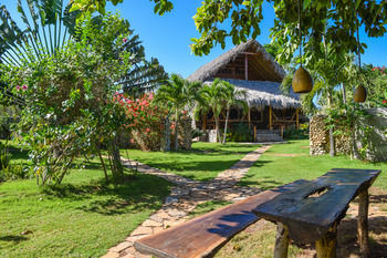 Chalet Tropical Village