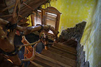 Chalet Tropical Village