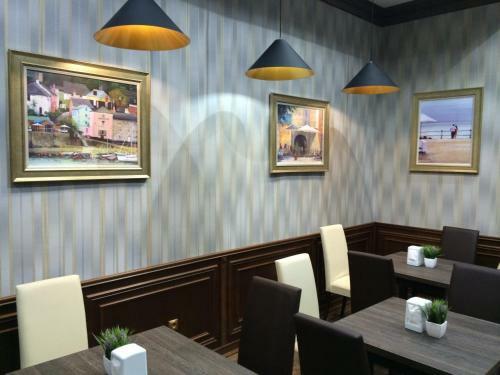 Seven Inn Boutique Hotel