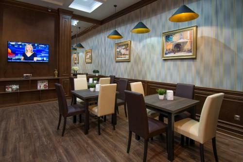 Seven Inn Boutique Hotel