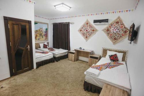 Hostal Yasmina Hotel