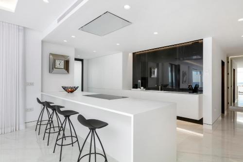 Apartamento Ultimate Beachfront Rental Infinity Sunset Rdr155