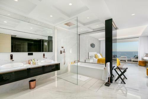 Apartamento Ultimate Beachfront Rental Infinity Sunset Rdr155