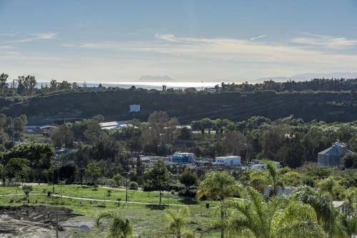 Lem- New 2 Bedroom Apartment In Le Mirage