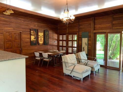 Baan Mai Pool Villa Phuket
