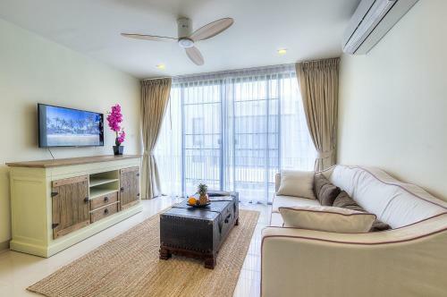 Villa Andy With Pool And 800 M Away From Beach