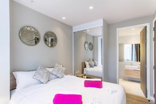 Apartment Near Bangtao Beach 2bdr 2bth #404