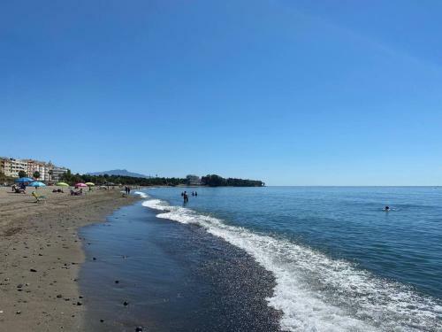 Estepona Seaview Apartment Seletur